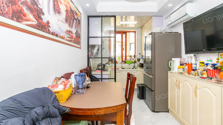 奎照路790弄二手房实景图