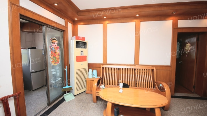 十八进二手房实景图