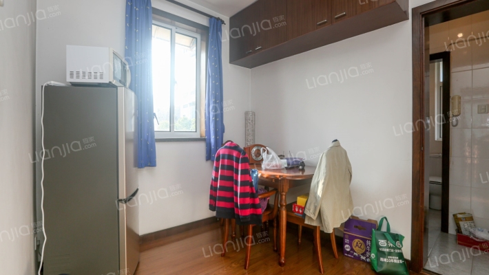 泉东(二)小区二手房实景图