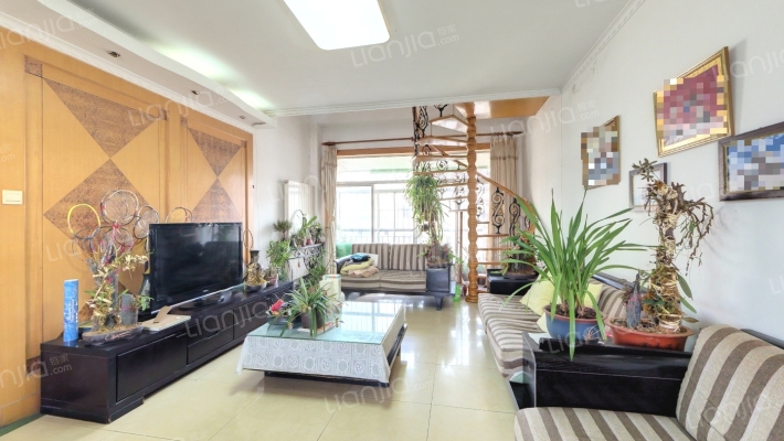 伟业花园二手房实景图