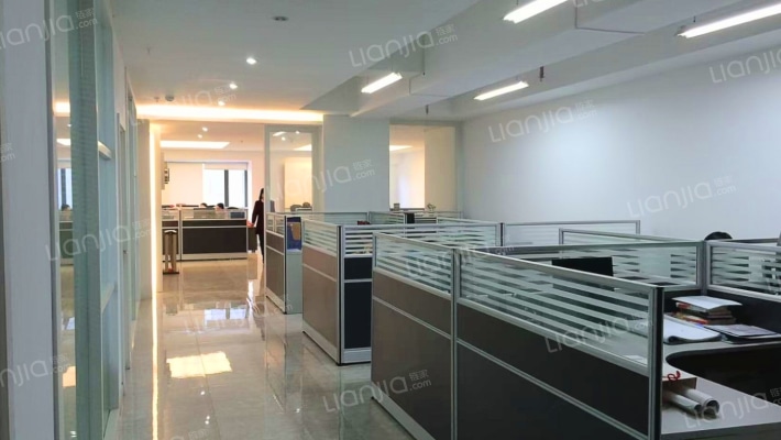 麒龙CBD中心二手房实景图