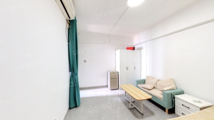 水晶湖郡C区二手房实景图