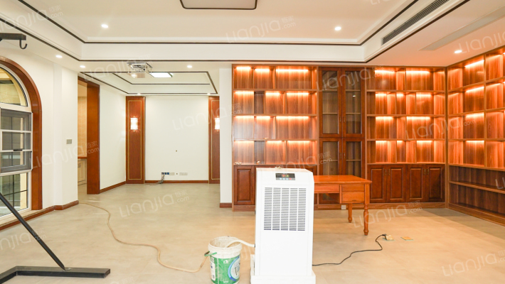 龙湖蓝湖郡(别墅)二手房实景图