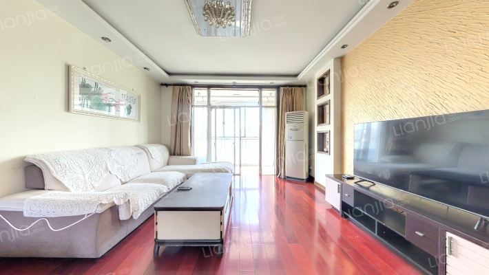 彩虹花苑二手房实景图