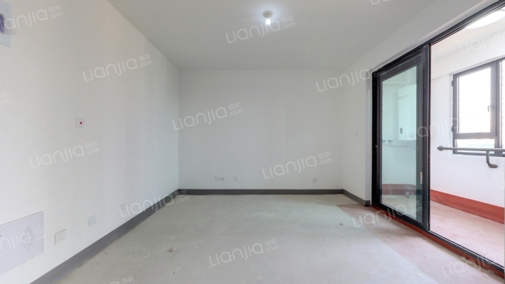 乐居湖畔安园二手房实景图