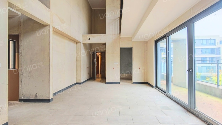 融创隐溪晓院3期二手房实景图