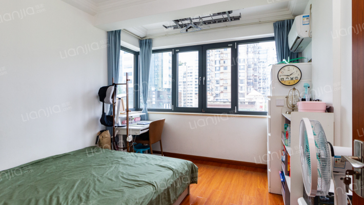 卫星大楼二手房实景图