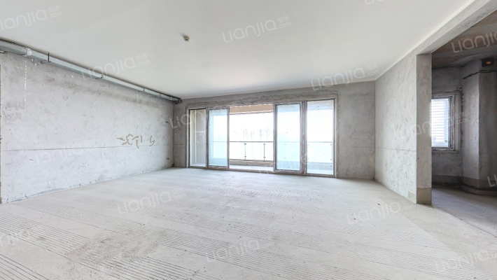 万瑞天际云墅二手房实景图