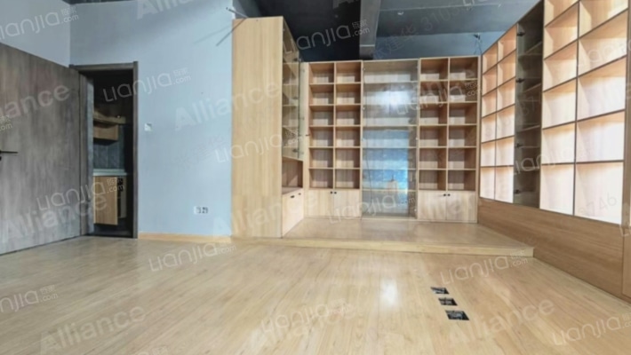 融信海月江潮地块三二手房实景图