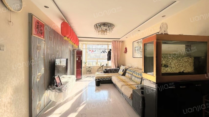 嘉业花园二手房实景图