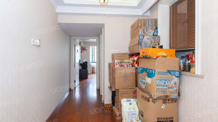 海潮新村二手房实景图