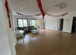 整租·绿地湖语墅三期 4室2厅 南_绿地湖语墅三期租房