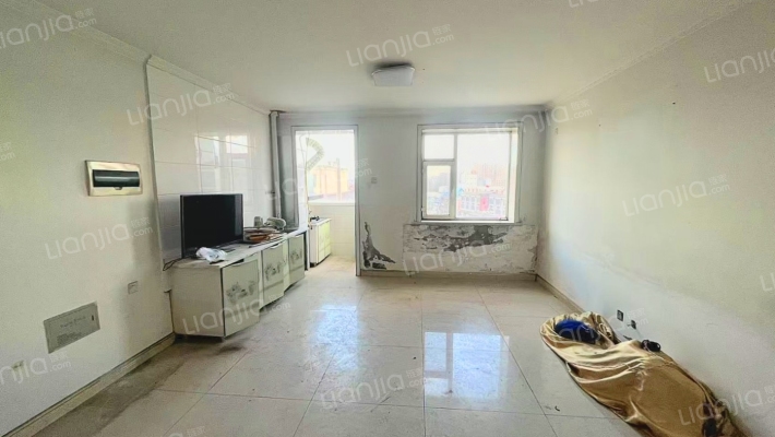 君悦华庭二手房实景图