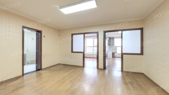 花园公寓二手房实景图