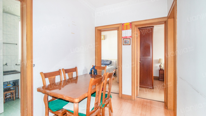 罗山八村二手房实景图