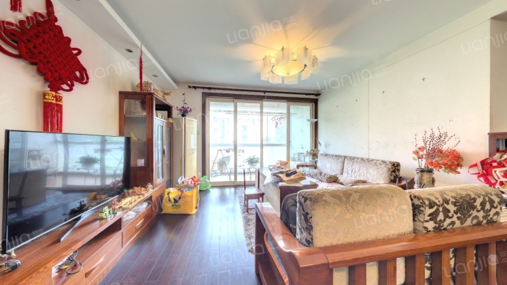 春申城四季苑二手房实景图