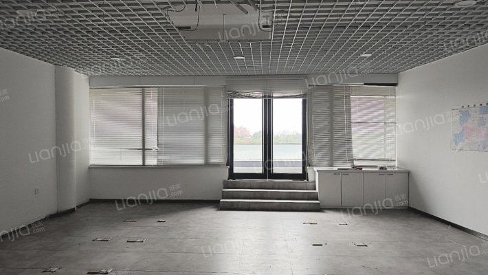 世茂外滩W+二手房实景图