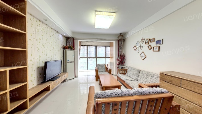 水岸世景二手房实景图