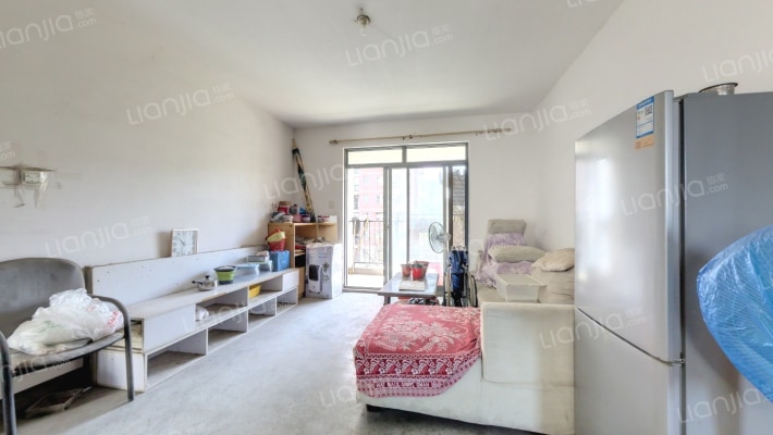 澜茵华庭二手房实景图