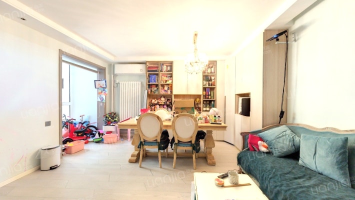 豪景佳苑二手房实景图