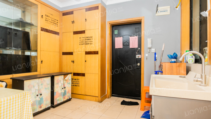 丽景新苑二手房实景图