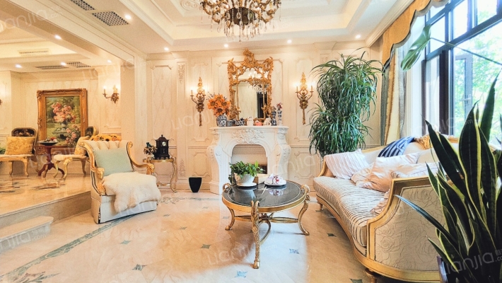 万科红郡二手房实景图