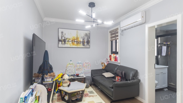 凌兆新村(上浦路606弄)二手房实景图