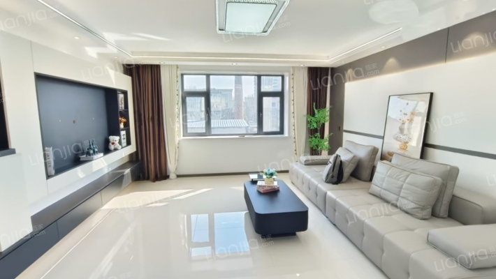 城西乡政府宿舍二手房实景图