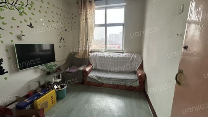 监察局宿舍二手房实景图