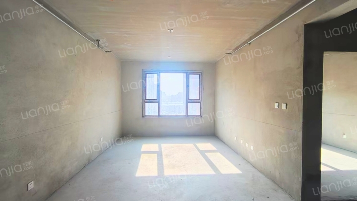 路弘滨江尚品二手房实景图