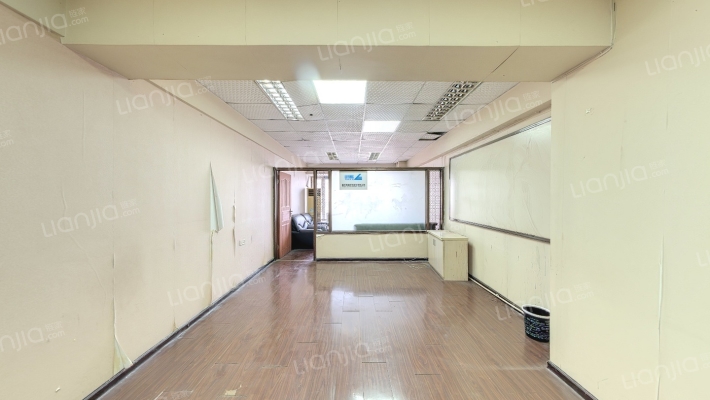 华创国际大厦二手房实景图