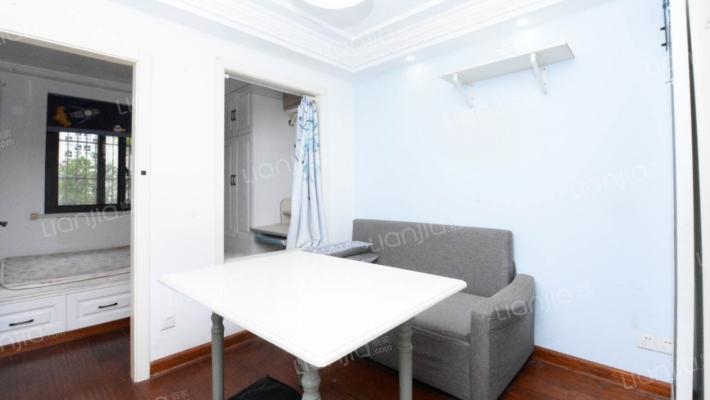 巨杨小区二手房实景图