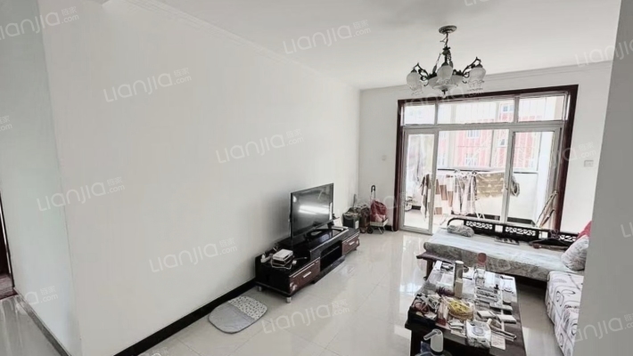 清清世界二手房实景图