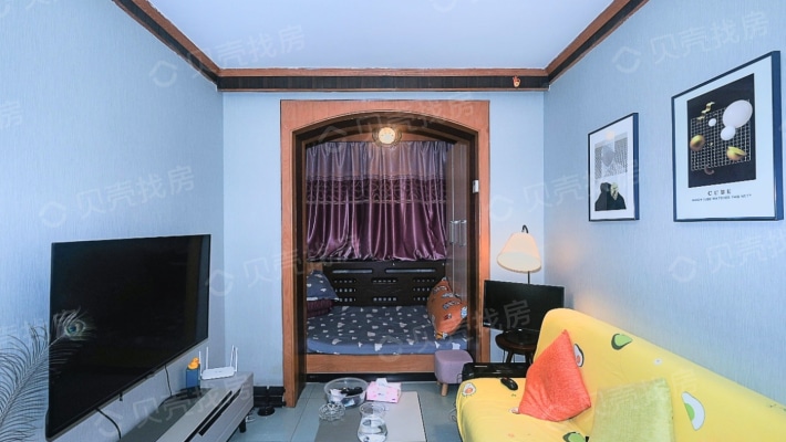 2000年房子一室一卫精心布置装修现在想出手-卧室