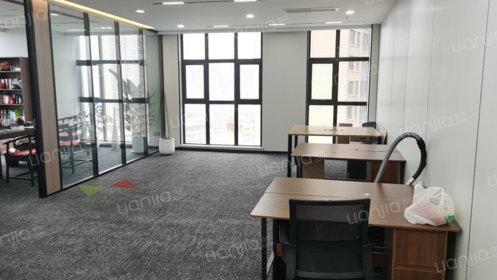 绿地睿海大厦二手房实景图