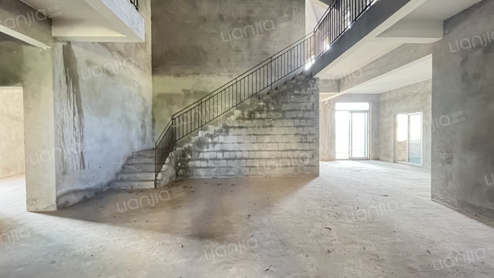 南溪绿郡E区二手房实景图