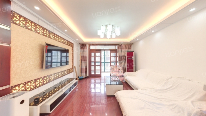 龙馨华庭二手房实景图