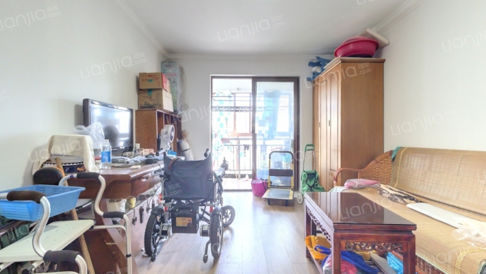 泰翔嘉苑二手房实景图