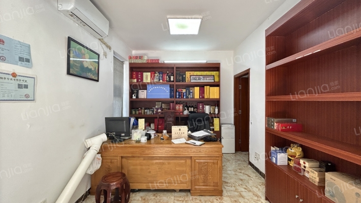 交通警察宿舍楼二手房实景图