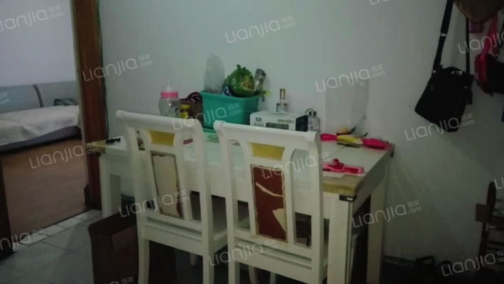 无线电九厂宿舍二手房实景图