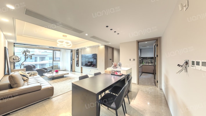 合能渝玥府二手房实景图