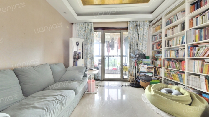 鑫塔水尚二手房实景图