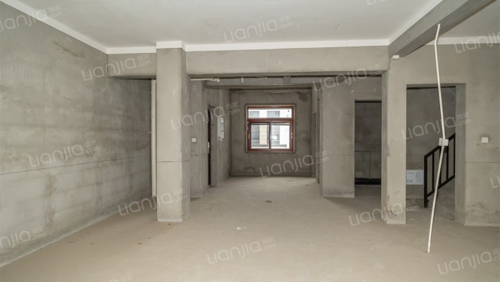 华珊豪庭二手房实景图