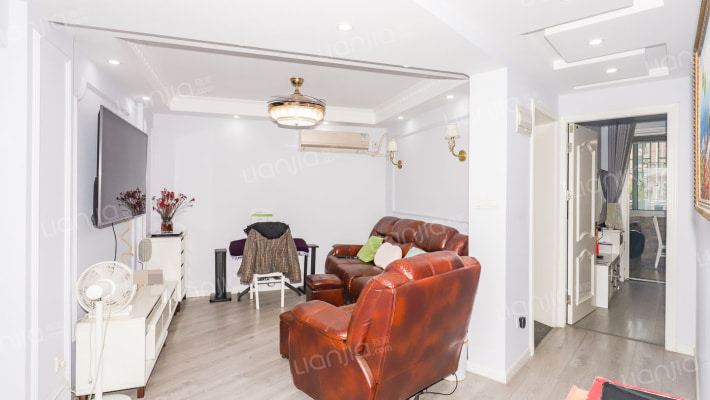 三泉路424弄二手房实景图