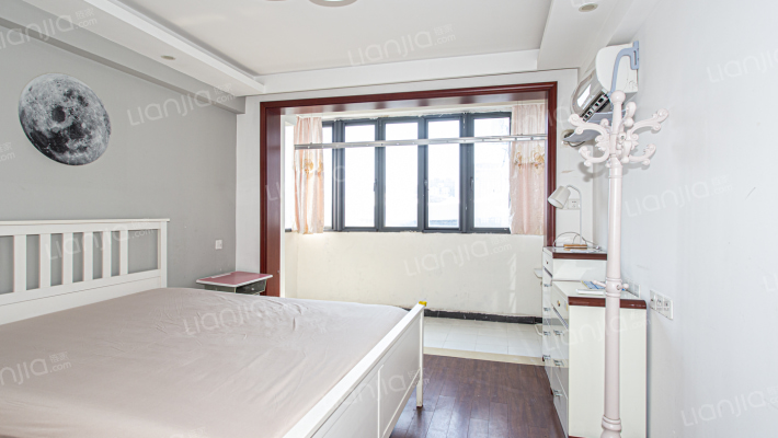 上影公寓二手房实景图