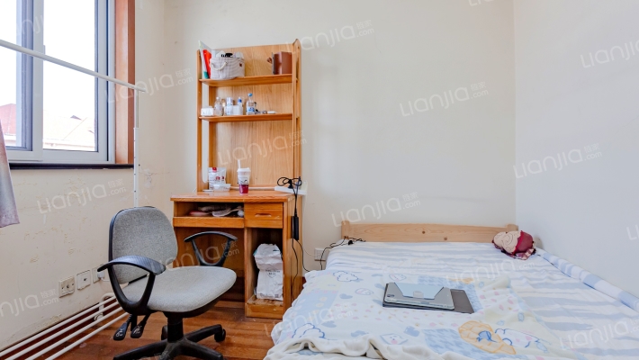 洛川中路952弄二手房实景图