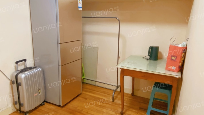 共和新路1280弄二手房实景图