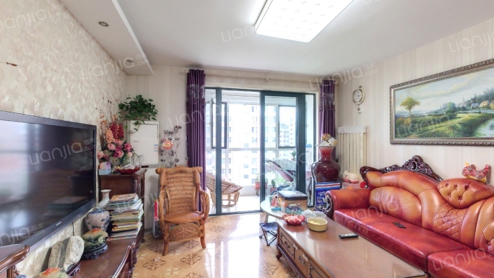 华亭国际二手房实景图