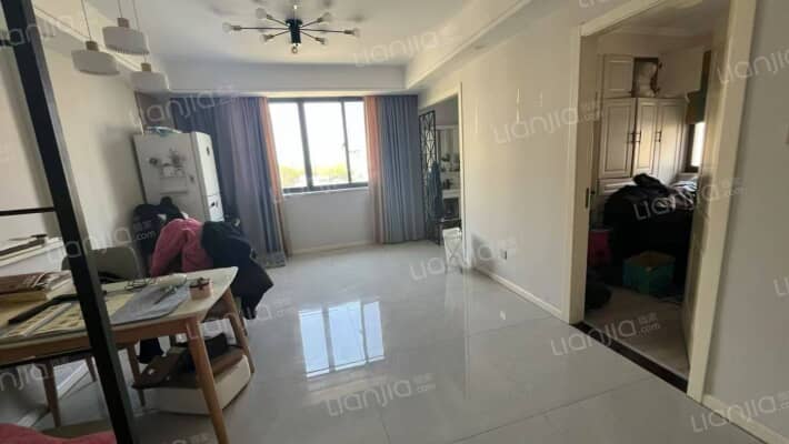 校东小区二手房实景图