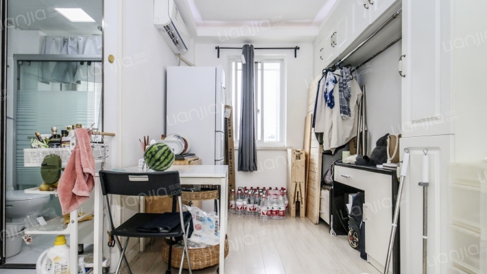 沪中新苑二手房实景图